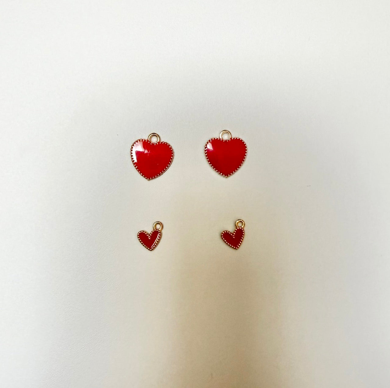 Red Hearts Charm Set